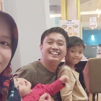 Lecturer in Physics UNY | LPDP PK-193 Genta Mandaya
