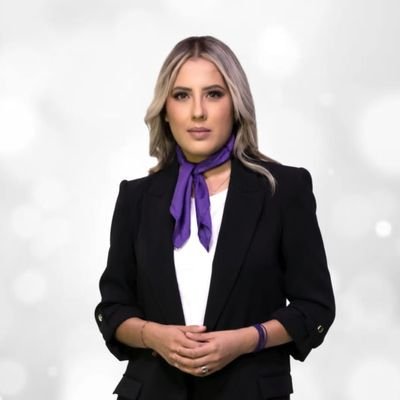 Reportera y conductora en TV Azteca Jalisco - Consultora de Imagen - Maquillista #Pingüina Actitud y motivación.