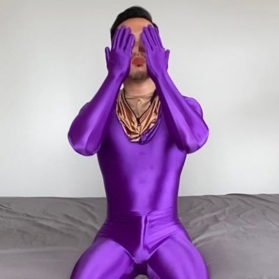 Zentai / 30 / G🏳️🌈 / DMいつでも / スリスリのお誘いもお気軽にどうぞ / ゼンタイマッチョが好きです