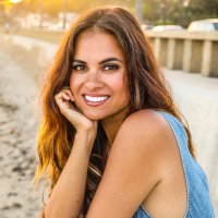 Cassandra Lazenby(@Cassandra_TV) 's Twitter Profile Photo