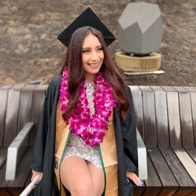 maestramelina96's profile picture. Future teacher.