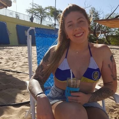 Enseñándome que el sentimiento rompe las fronteras, vence la distancia ♥ Leo ♌ Donde sea que haya rock🤘