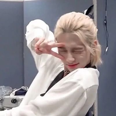 Stray Kids everywhere all around the world           Stray Kids make stay stay