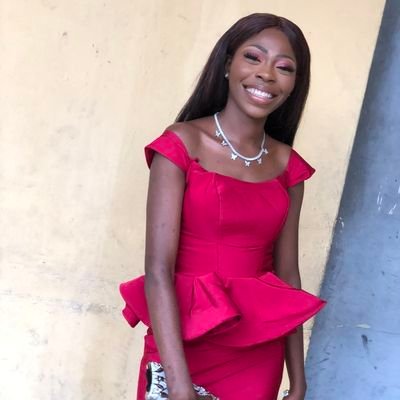 The King's daughter,
Personnel management & productivity manager,
Fashion designer,
Amateur UI/UX designer,
Educationist,
Writer,
Podcaster @achatwithara...