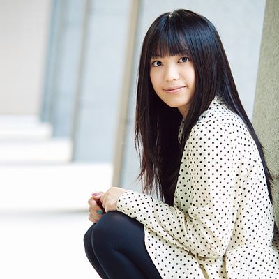 ツイッター初心者です。
人物像は創造にお任せします。
アニメゲームだいすきです。音楽もetc基本なんでも今日見あります。