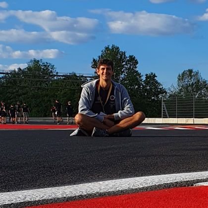 » Alma Mater Studiorum - Università di Bologna - Ing. Aerospaziale 📚
» Bari & Forlì 🇮🇹
» UniBoMotorsport - Aerodynamics