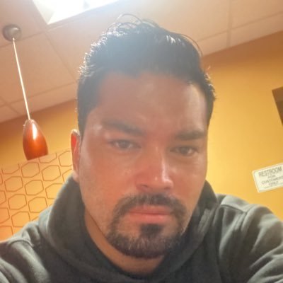 ThomasT77772202's profile picture. 