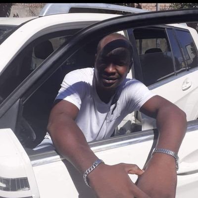 aifuwaaugustin6's profile picture. Live ur life