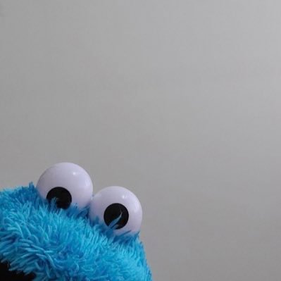 sSbSPLcVD4H9EUo's profile picture. 