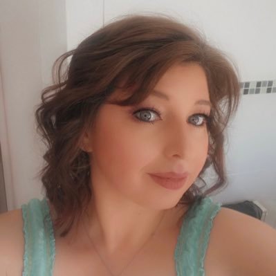 kAIdavies230201's profile picture. living the dream, 👩🏻 🐶. it’s indie rock and roll for me. 👉 NO DMs 👈 😘