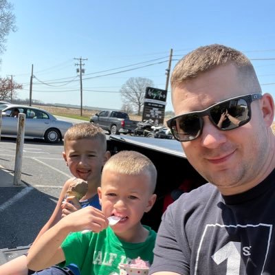 BRobertSween's profile picture. 