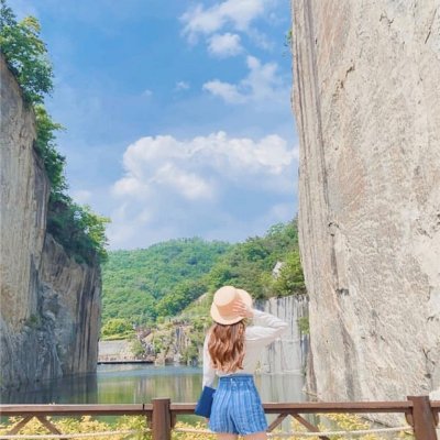 スキマ時間にやれるらくらく副業を紹介しています⭐スマホ1台でどこでもお仕事可能❤自分のペースでできる時にやれます🌸私自身3ヵ月で月100万達成しました🌻副業に挑戦したい方をサポートしてます✨無言フォロー大歓迎です💕