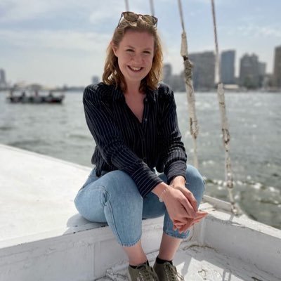 ALeonieR's profile picture. feminist, diplomat