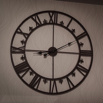 大分県大分市都町2丁目あかだビル2F / 営業時間 力尽きるまで… / ワンドリンク制 / ボードゲーム🃏 / 喫煙可能🚬 / お金が尽きるまで飲みまくれる…💸