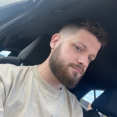 rolyaTttaM's profile picture. La Familia. A fucking weeb.