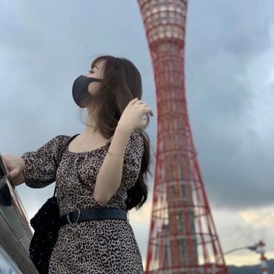 推特蓝V IG FB 有缘  认准TG：momoko777 Shinji ~~