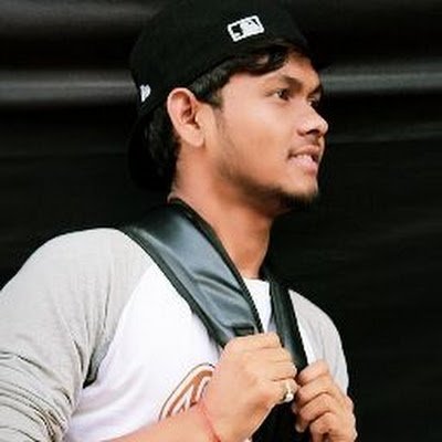 nagndrav27's profile picture. 