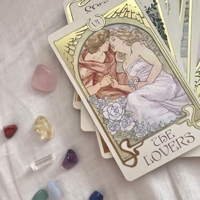 beybi mel tarot ve astrolojik danışmanlık @bumelekkim ✨ bilgi ve danışmanlık almak için dm