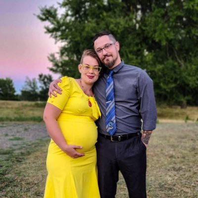 RandieLemons's profile picture. Lover of words! Follower of big dreams! Chaser of the little things! #author #mom #dreamer