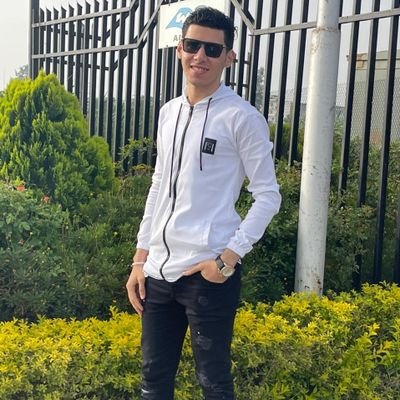Ammar_Aboazab's profile picture. ربما تفوز ، ربما تخسر 
ولكن ان استسلمت فأنت خسرت اساساً