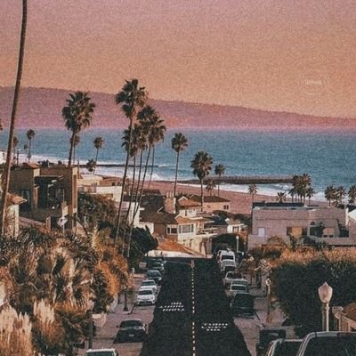 Aida03700514's profile picture. 