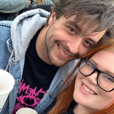 LifeLoveFlowers's profile picture. In love with singing & exploring the world one town at time 🌍 ✈️ Flowers & food are my loves 🌸🥞 Part time Wizard ✨ 2x #CANCERSURVIVOR