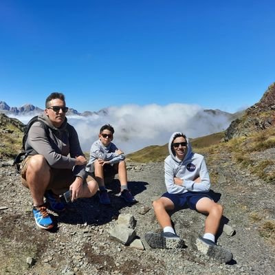 FRANKAOS's profile picture. Optimista, viviendo el presente y mirando al futuro. Padre enamorado, hijo, hermano, ATLETICO y animalista. EL ROJIBLANCO ES UN COLOR, NO DOS.