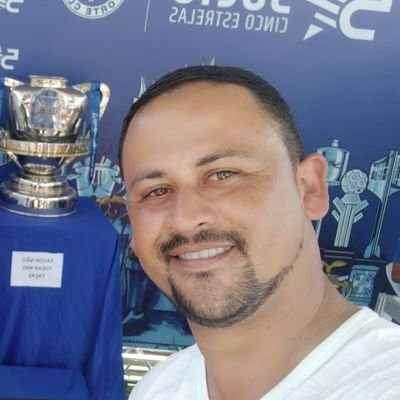 Pai do garoto mais lindo do mundo
Cruzeirão Cabuloso sempre 🐺🐺🐺