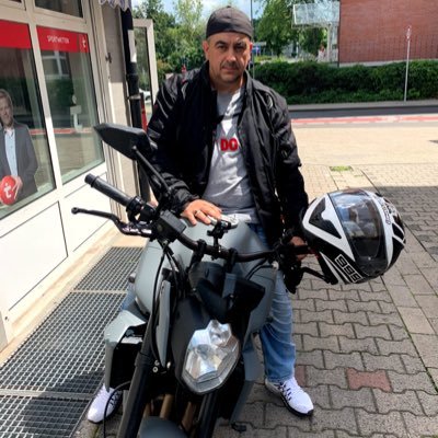 erkanakin9's profile picture. 