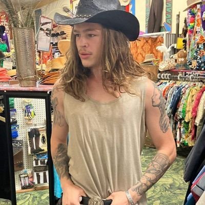 ColeTrain0128's profile picture. 