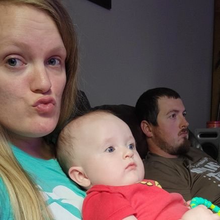 thomaslauren09's profile picture. 27🍸 |Wife to Daniel💍| #furmomma to Belle 💕🐶| RIP Mom (8-24-02) | ❤ | Oaklynn's mama 💗 |