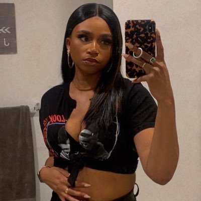 jherijanae_'s profile picture. daring to be powerful.