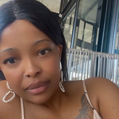 Reine_Fleur's profile picture. 