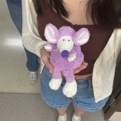 hannah_kim4's profile picture. 