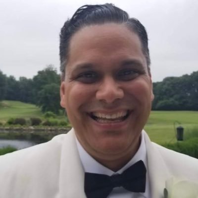 robinaestevez's profile picture. Forever Curious