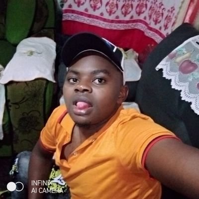 DunMwas5's profile picture. 