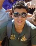 não se engane com meu sorriso, cada dente é uma maldade