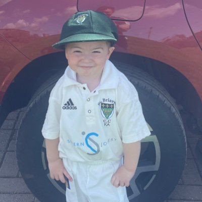 Korey is the 3 year old cricket superstar! Who's amazing story has gone worldwide!!
Follow his progress on twitter and TikTok