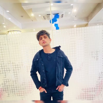 makhantyagi1's profile picture. Hindu⛳️