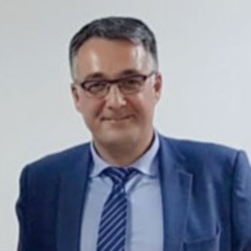 Passionate about supply chain and new technologies, I also consider myself as a servant leader and and very curious about new management methods.