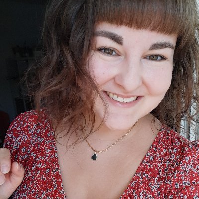 Tanja__L's profile picture. artist, avid reader, aspiring writer.
crazy (allergic) cat lady, killer of plants.