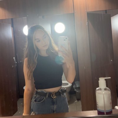 michaela_0463's profile picture. george russell supremacy • be kind