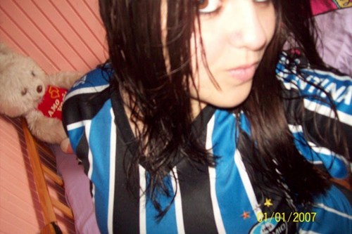 Ariana, sensiivel, adooro uma diiversão ;)
Neem boonita, neem feeia, na mediida certa pra te fazeer feliiz!
Seguee aew ?? =D