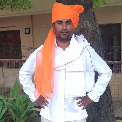 मैं एक जिंदादिल आदमी हो जिंदगी को बड़े मजे से जीता हूं