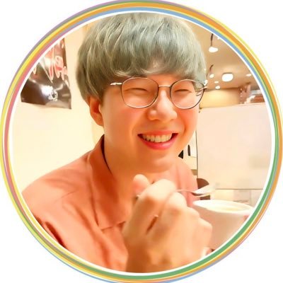 akira_alpaka's profile picture. 【誰もが幸せな空間を共創する】薬剤師免許とってもなお人材教育に進んだ人｜笑うと目がなくなります☺️