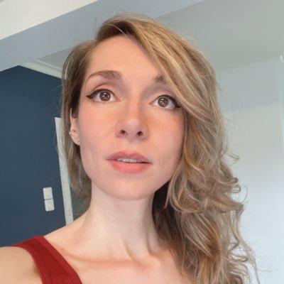 JelenaS5a's profile picture. Senior Consultant @ Bouvet, formerly NRK. Helping out at @javaBin. Artist. Life-long immigrant 🇺🇦