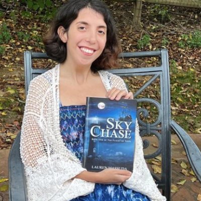 New #Fantasy author, gamer, and TV/movie binge-watcher. My debut novel, Sky Chase was published by @WaterDragonPub. #writingcommunity #amwriting