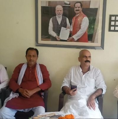 B.J.P District Vice President Darbhanga.
।। भाजपा कार्यकर्ता।।
This is the official Twitter account of Indresh jha and is run by their team.