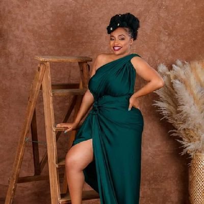 Breanny_22's profile picture. Play it cool in this fall style that’s so fresh; you’d never guess it’s been in your closet for years