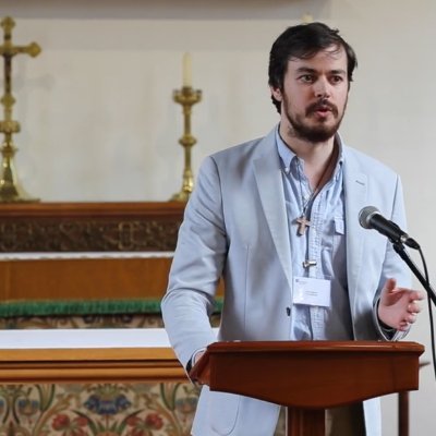 PhD student in Theology @durham_uni with @CCSDham.  
🎓 Ecclesiology and Charisms. Papacy. Yves Congar. Second Vatican Council.